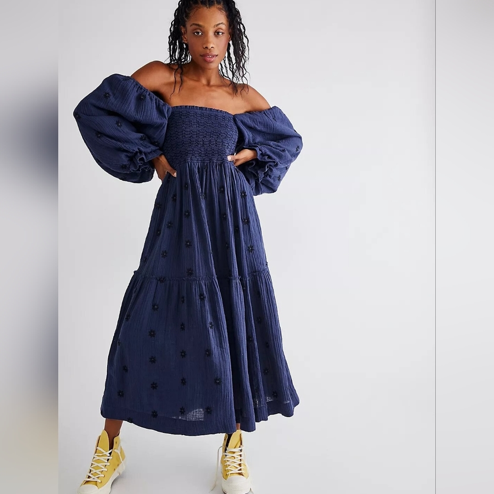 Free People navy blue Dahlia embroidered maxi, S